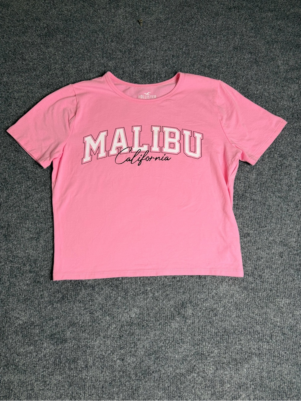 Hollister Pink "Malibu California"Graphic Tee